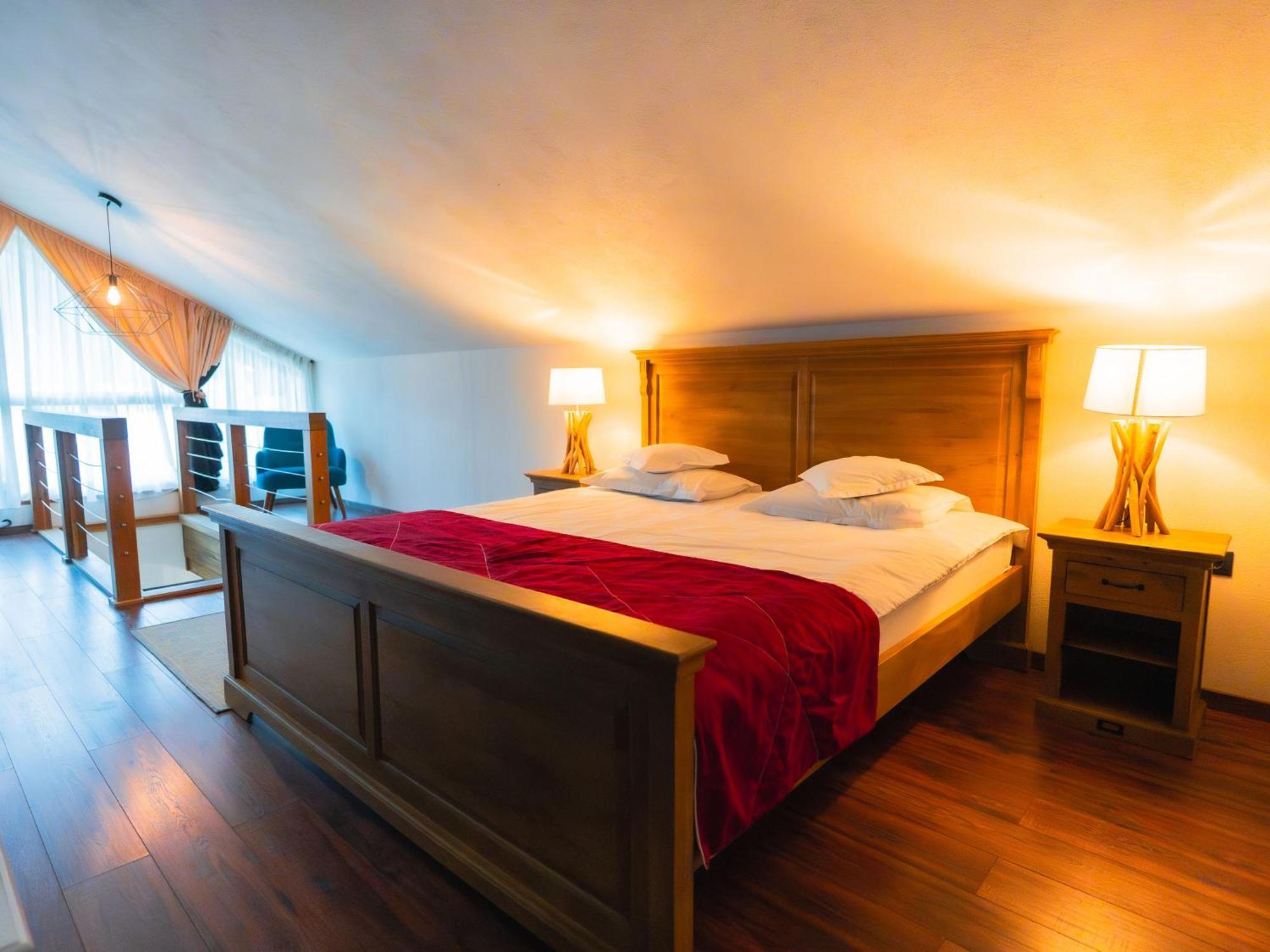 Kaban Boutique - 5Star Central Villa In Vatra Dornei Buitenkant foto