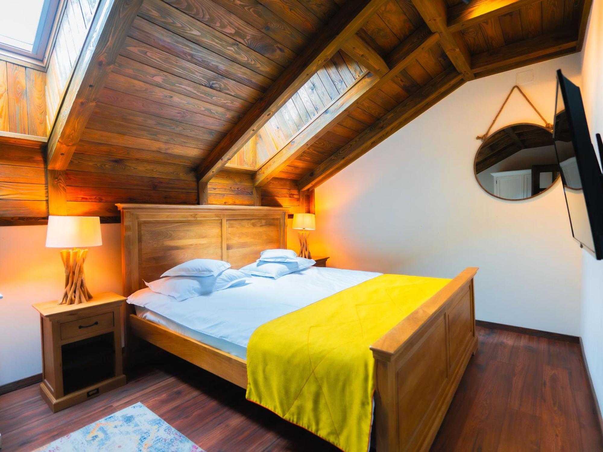 Kaban Boutique - 5Star Central Villa In Vatra Dornei Buitenkant foto