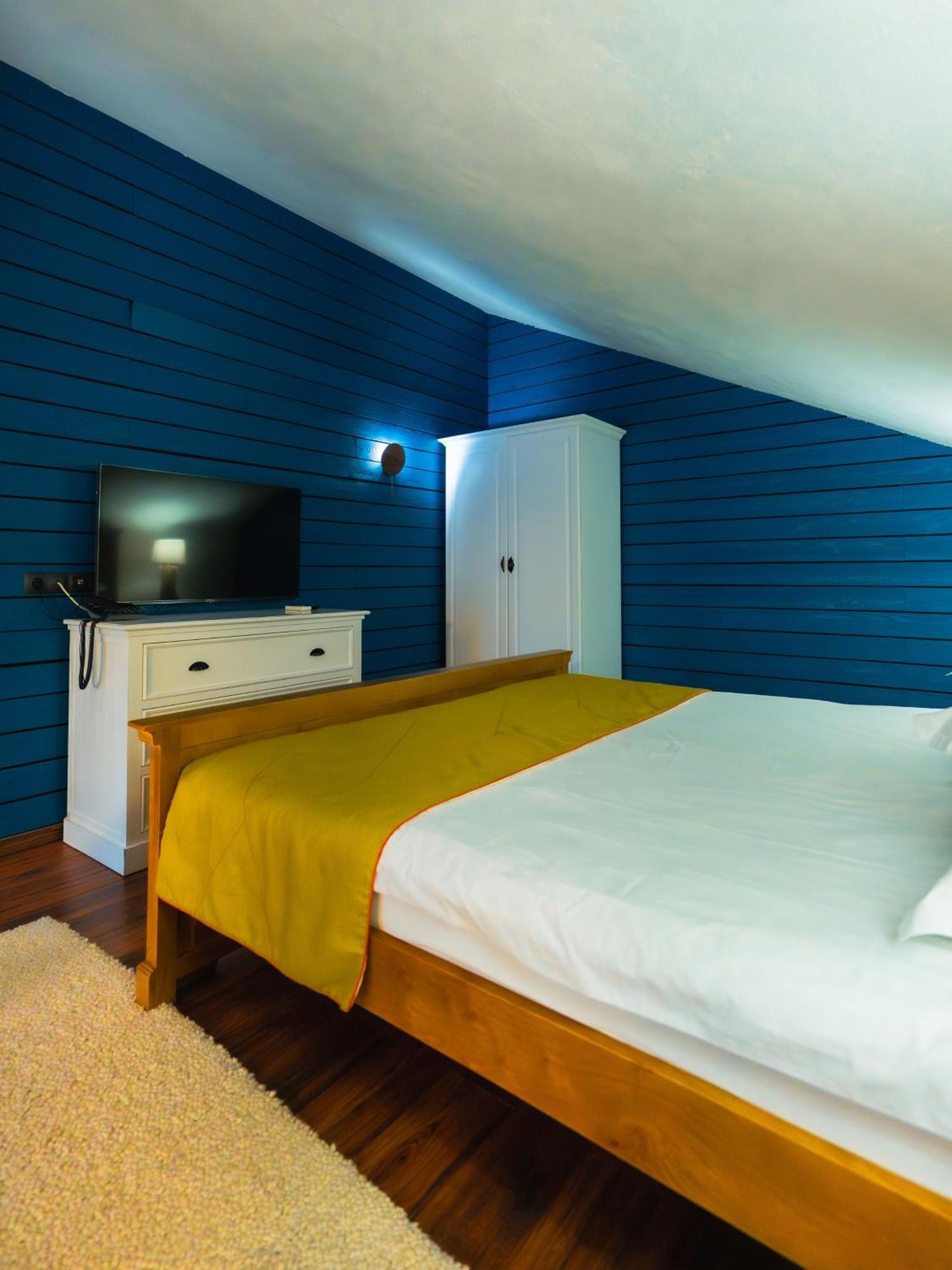 Kaban Boutique - 5Star Central Villa In Vatra Dornei Buitenkant foto