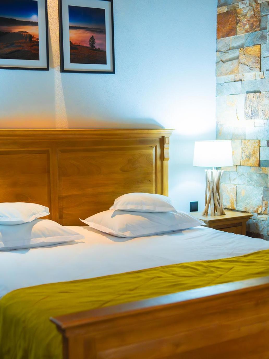 Kaban Boutique - 5Star Central Villa In Vatra Dornei Buitenkant foto